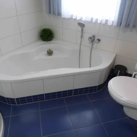 Baerenfalle * Neuhardenberg